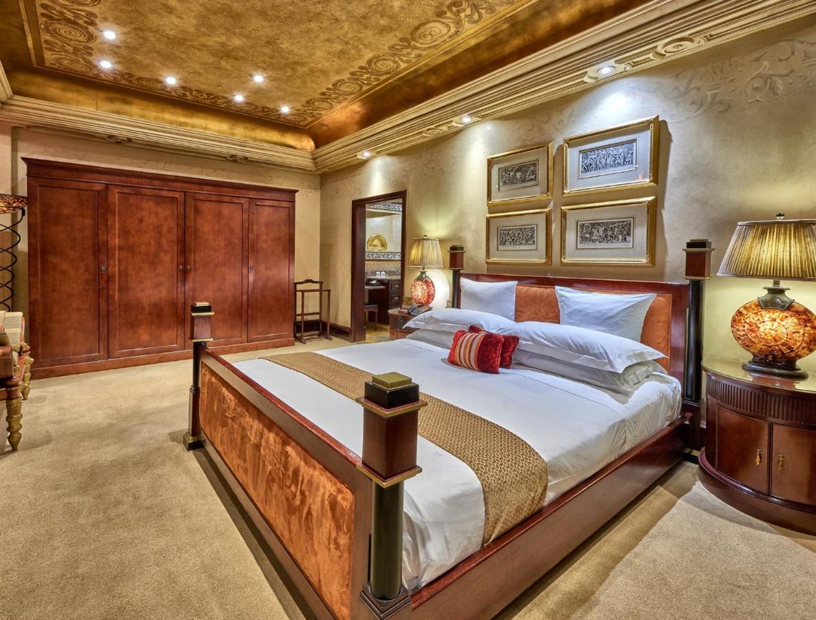 Peermont D'Oreale Grande At Emperors Palace Kempton Park Extérieur photo